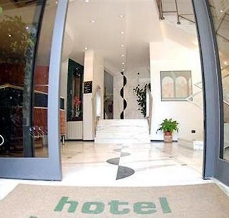 Hotel Boston Livorno Luaran gambar